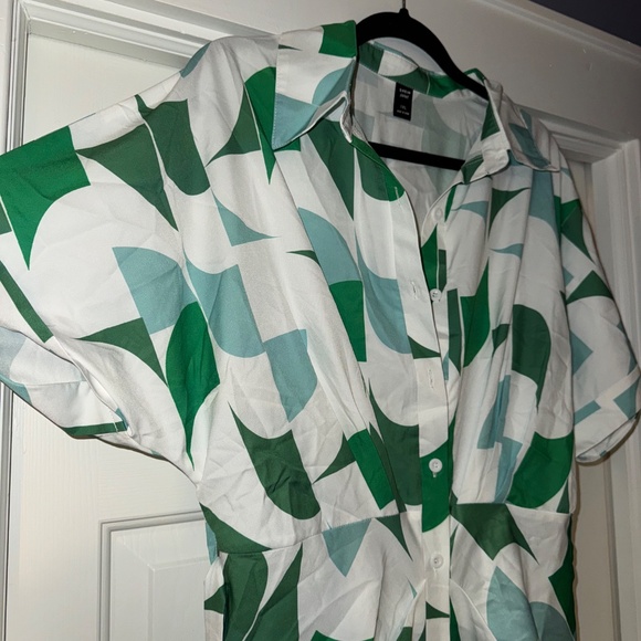 NWT Women's Belted Shirt Dress - Picture 4 of 7